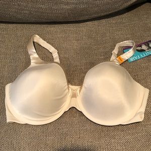 NWT - Vanity Fair Beige Tan Bra Size 40DD Style #76338